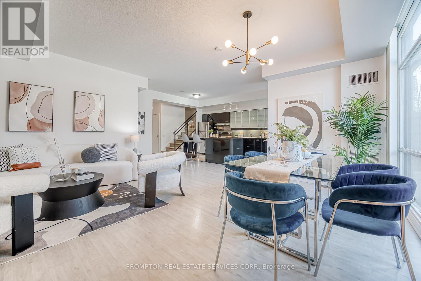Th06 - 19 Singer Court, Toronto, Ontario  M2K 0B2 - Photo 8 - C12091447