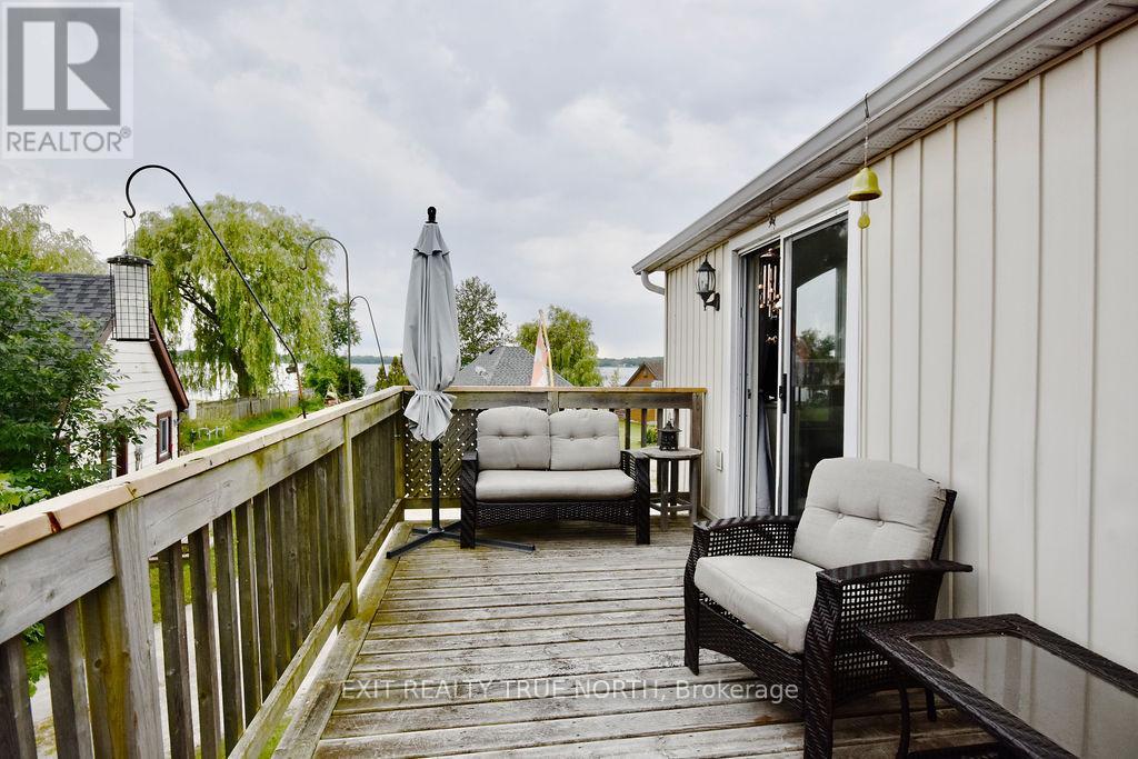 5632 Penetanguishene Road, Springwater, Ontario  L0L 1P0 - Photo 8 - S12151371