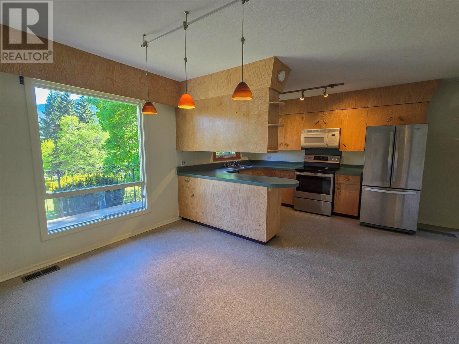 4078 3a Highway, Nelson, British Columbia  V1L 6N5 - Photo 8 - 10347662