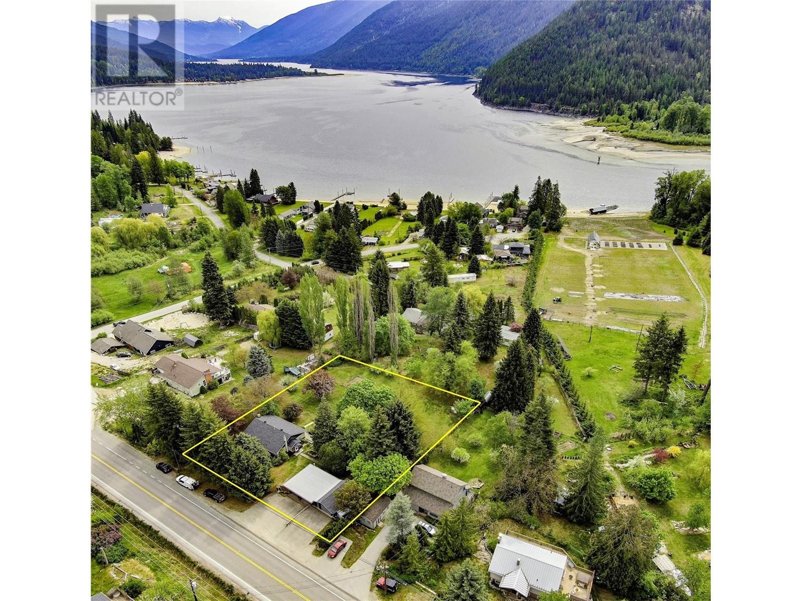 4078 3a Highway, Nelson, British Columbia  V1L 6N5 - Photo 40 - 10347662