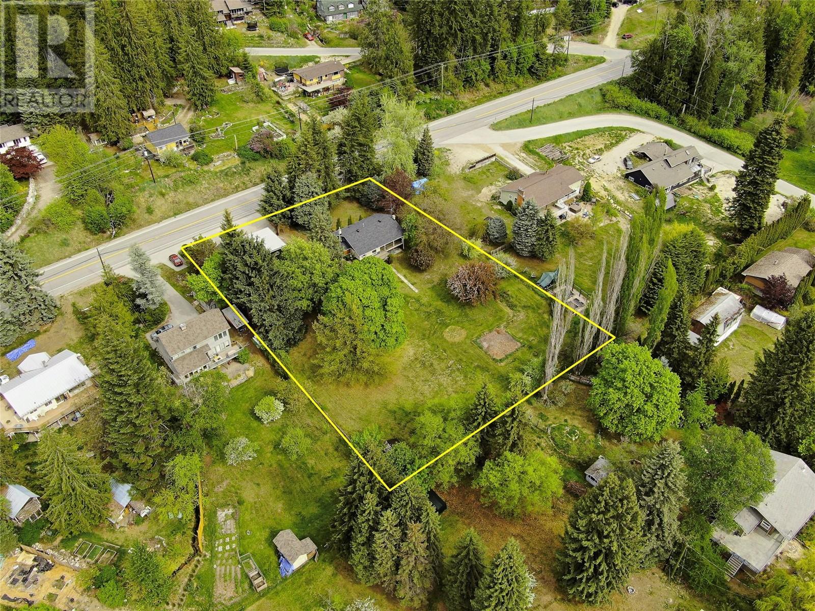 4078 3a Highway, Nelson, British Columbia  V1L 6N5 - Photo 3 - 10347662