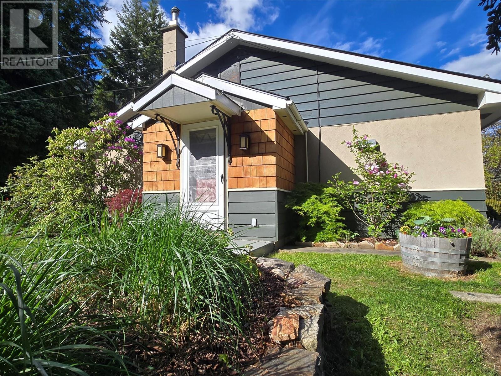 4078 3a Highway, Nelson, British Columbia  V1L 6N5 - Photo 4 - 10347662
