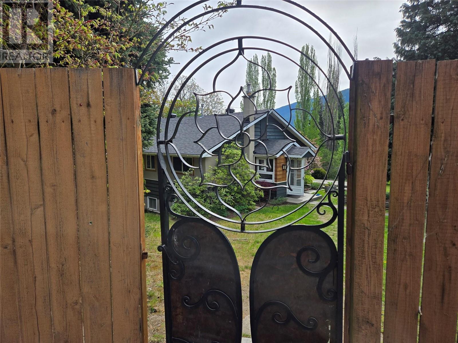 4078 3a Highway, Nelson, British Columbia  V1L 6N5 - Photo 38 - 10347662