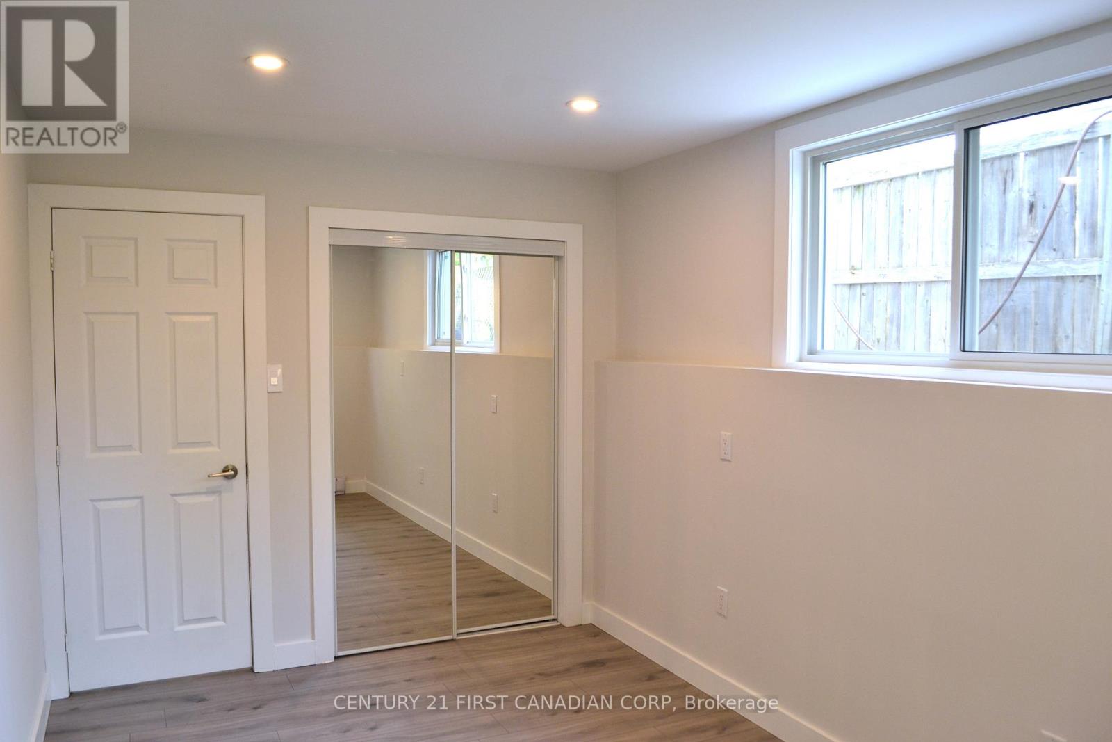 18 Watson Street, London South, Ontario  N6C 1M9 - Photo 32 - X12144034