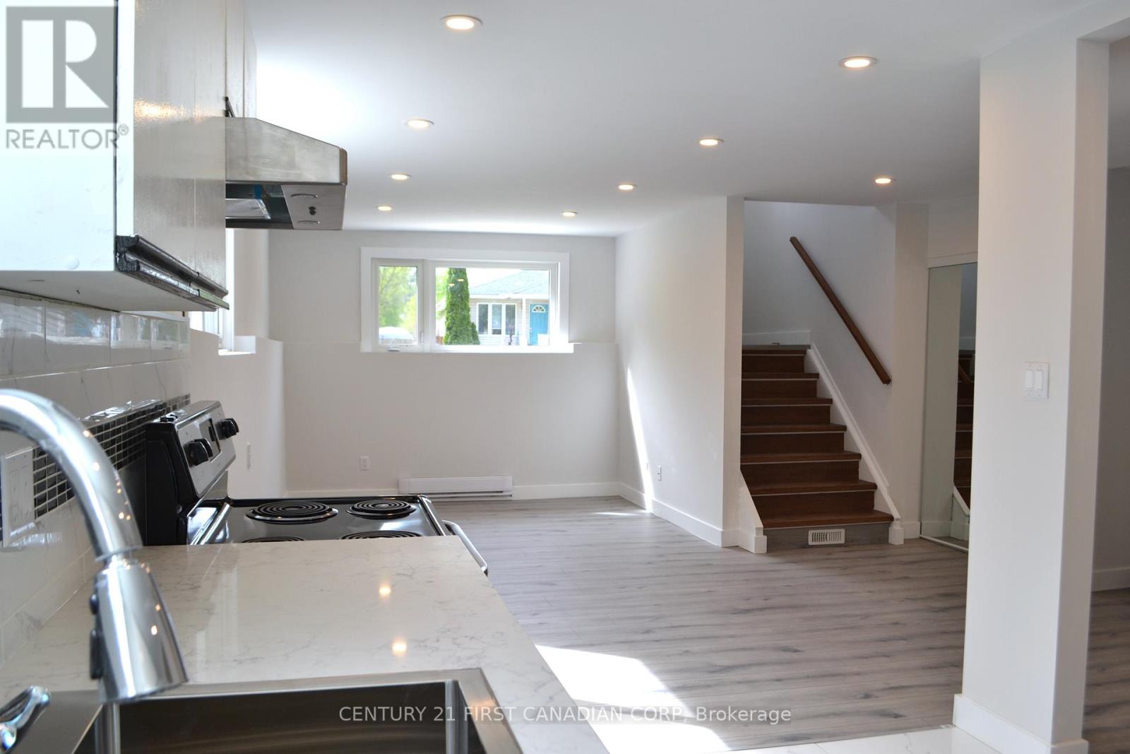18 Watson Street, London South, Ontario  N6C 1M9 - Photo 27 - X12144034