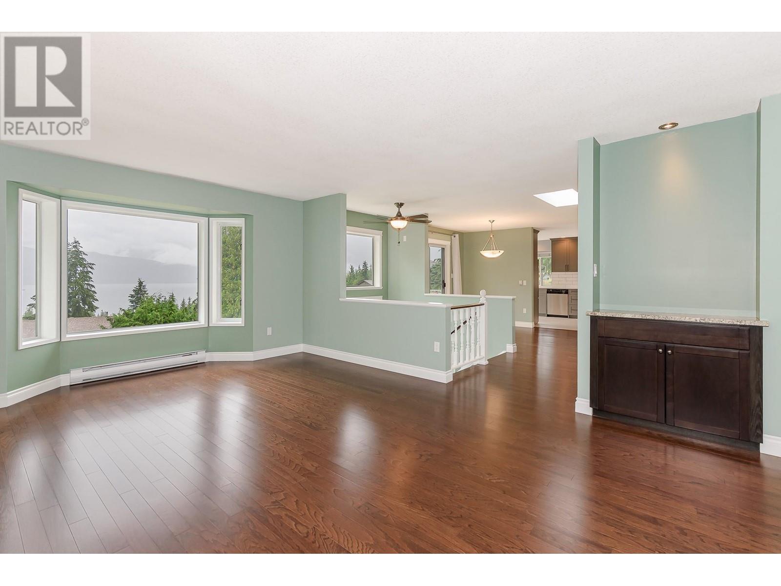 2332 Mnt Tuam Crescent, Sorrento, British Columbia  V0E 2W2 - Photo 31 - 10348060