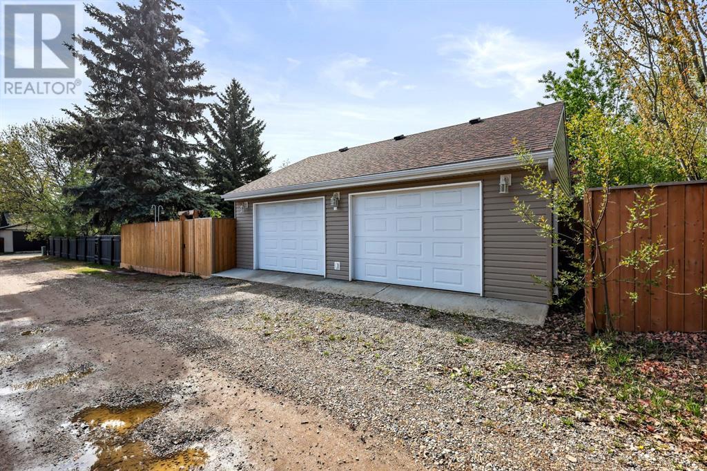 2212 98 Avenue Sw, Calgary, Alberta  T2V 0Z1 - Photo 32 - A2219824