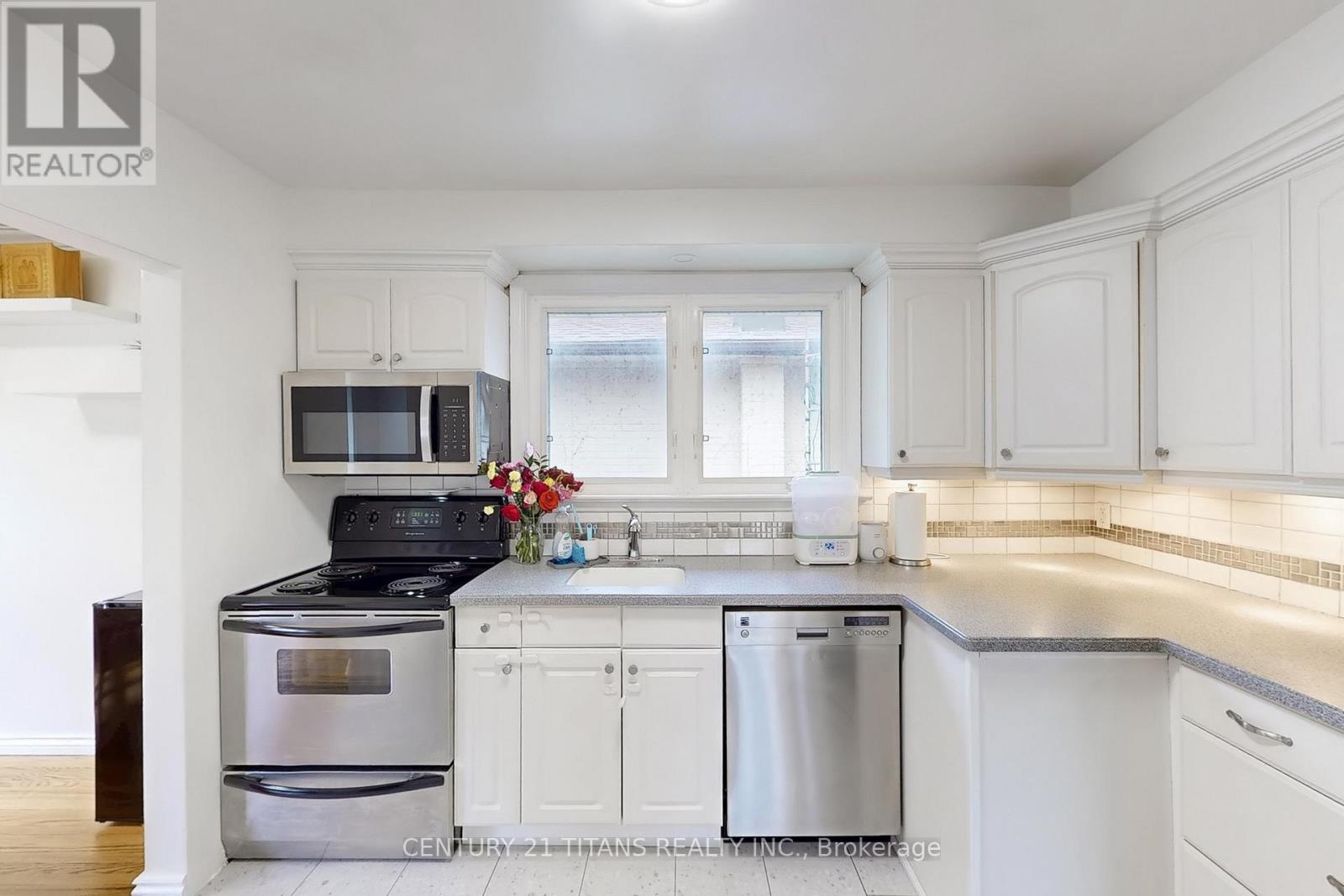 2335 Bostock Crescent, Mississauga, Ontario  L5J 3S8 - Photo 15 - W12151335