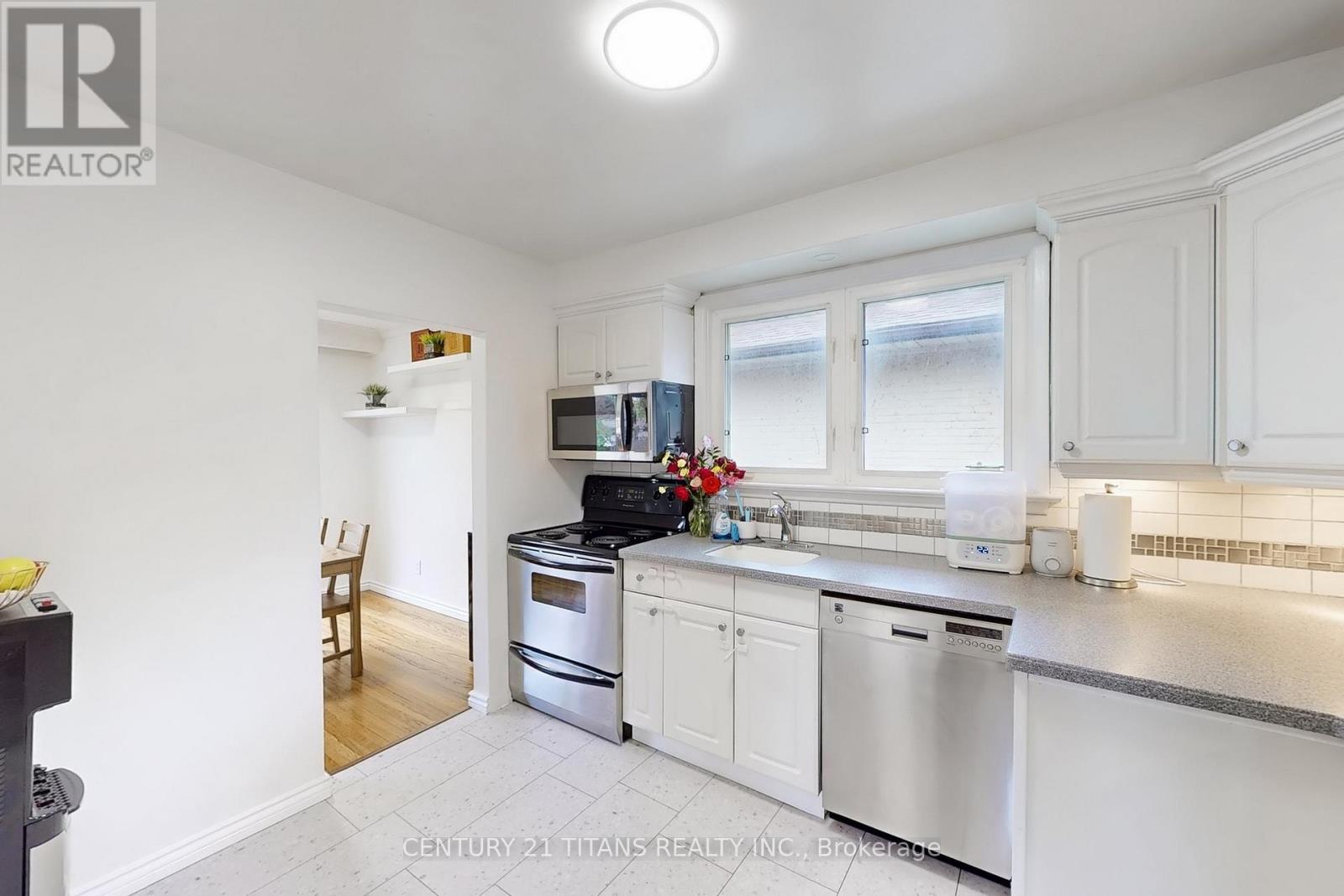 2335 Bostock Crescent, Mississauga, Ontario  L5J 3S8 - Photo 17 - W12151335