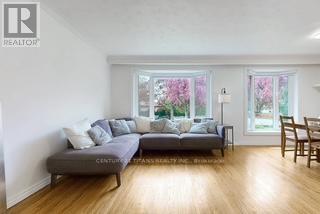 2335 Bostock Crescent, Mississauga, Ontario  L5J 3S8 - Photo 6 - W12151335