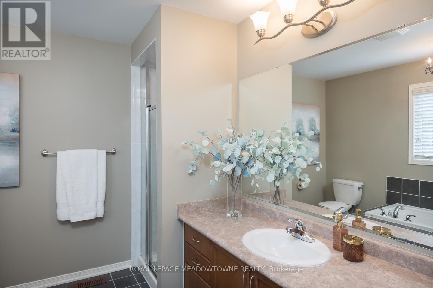 292 Giddings Crescent, Milton, Ontario  L9T 7A9 - Photo 19 - W12151360