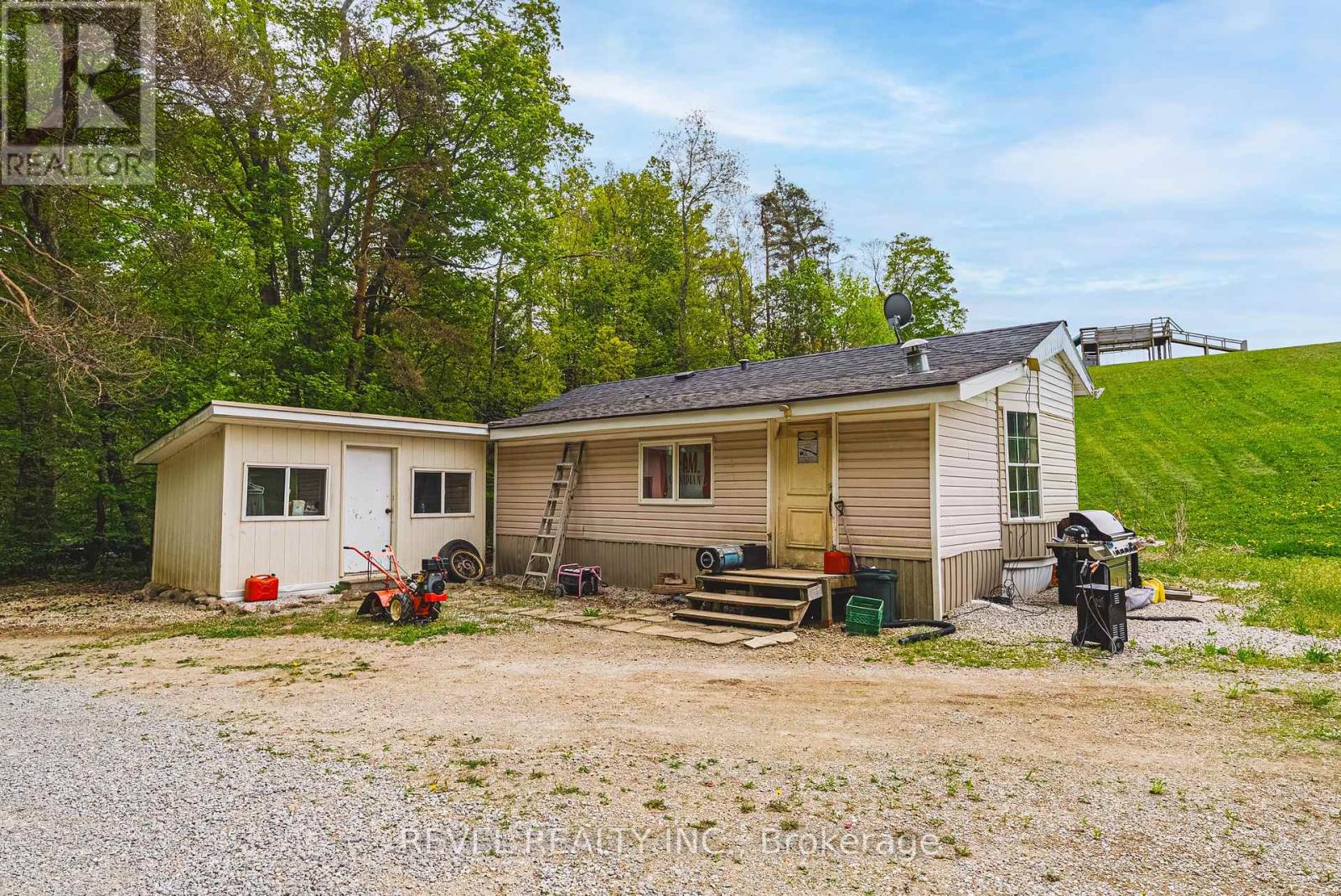 8546 Appleby Line, Milton, Ontario  L0P 1B0 - Photo 44 - W12151383