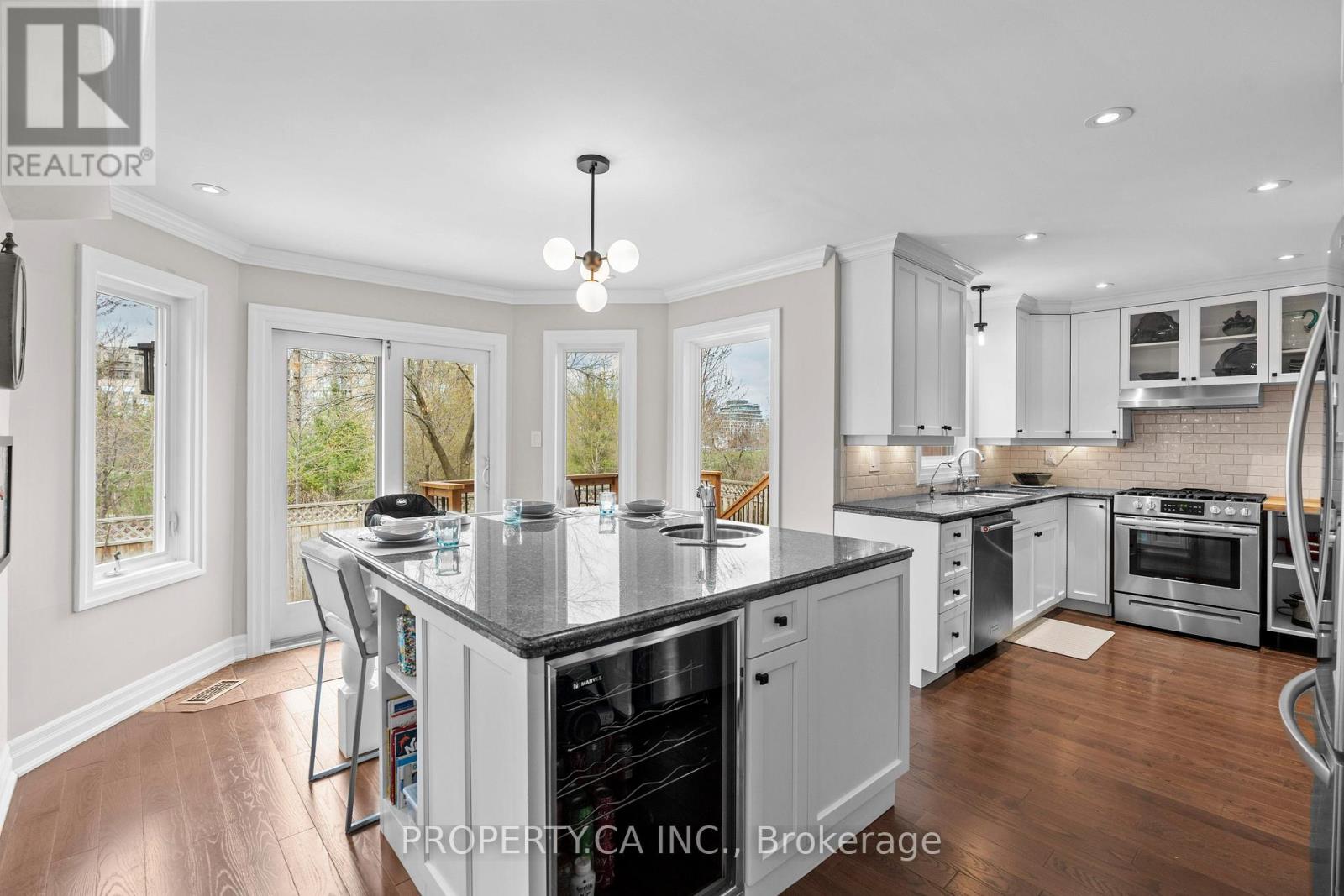 119 Triller Place, Oakville, Ontario  L6L 6J3 - Photo 14 - W12151413