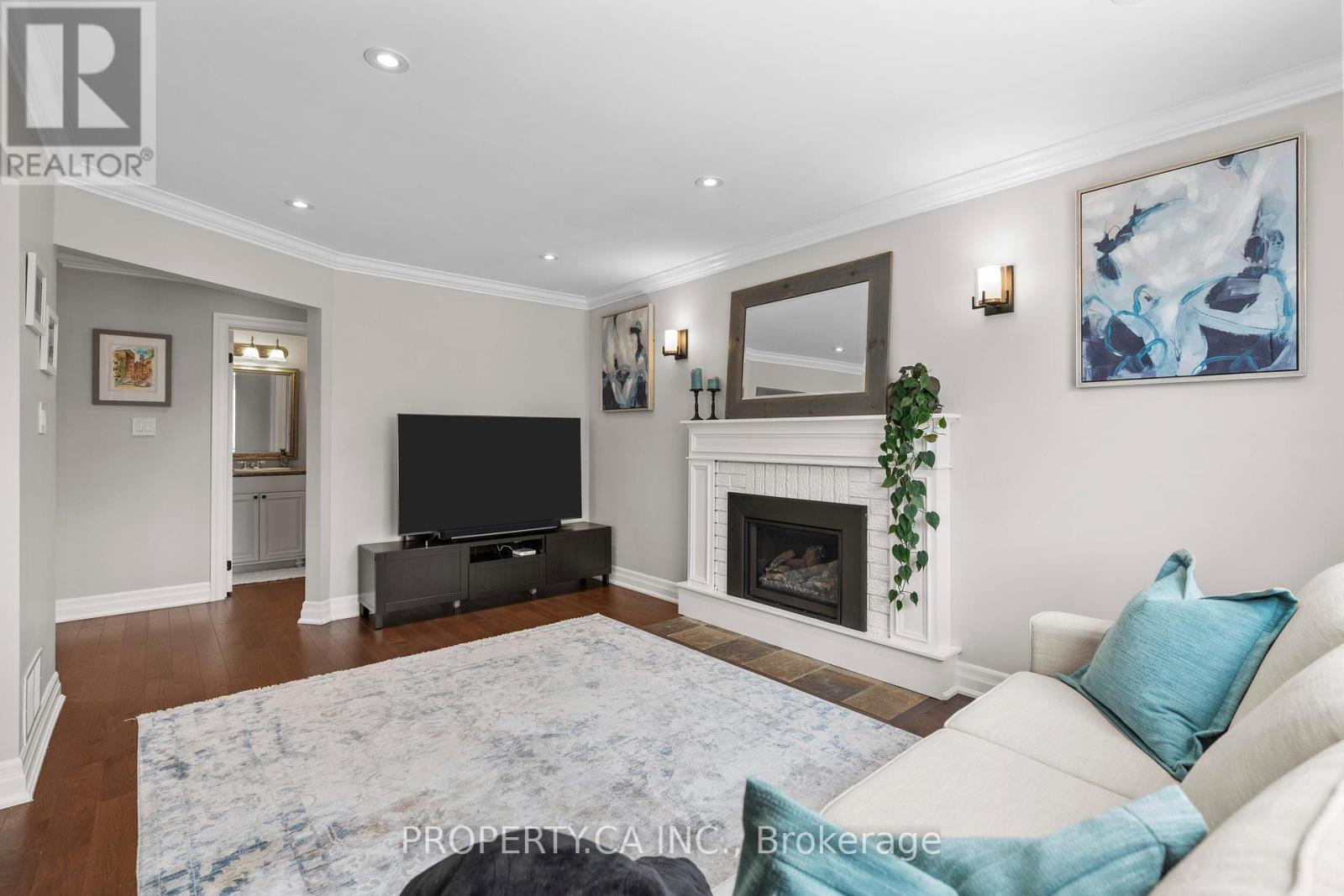 119 Triller Place, Oakville, Ontario  L6L 6J3 - Photo 16 - W12151413