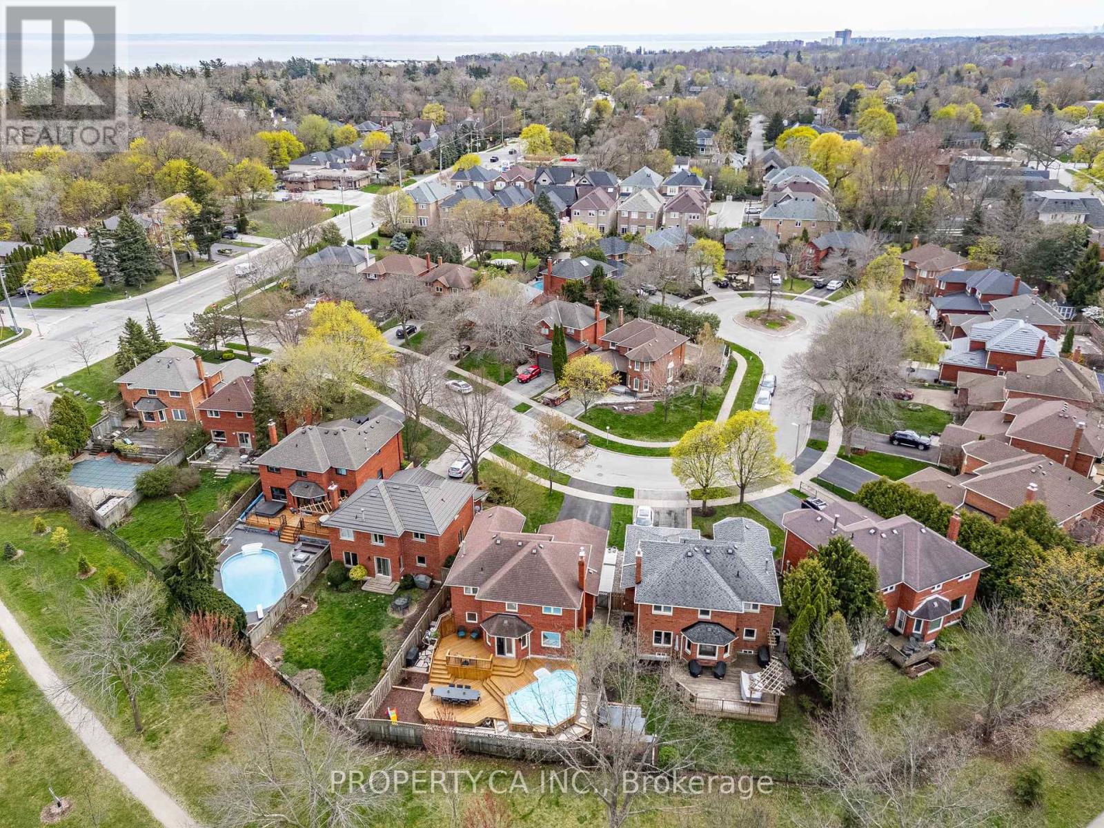 119 Triller Place, Oakville, Ontario  L6L 6J3 - Photo 47 - W12151413