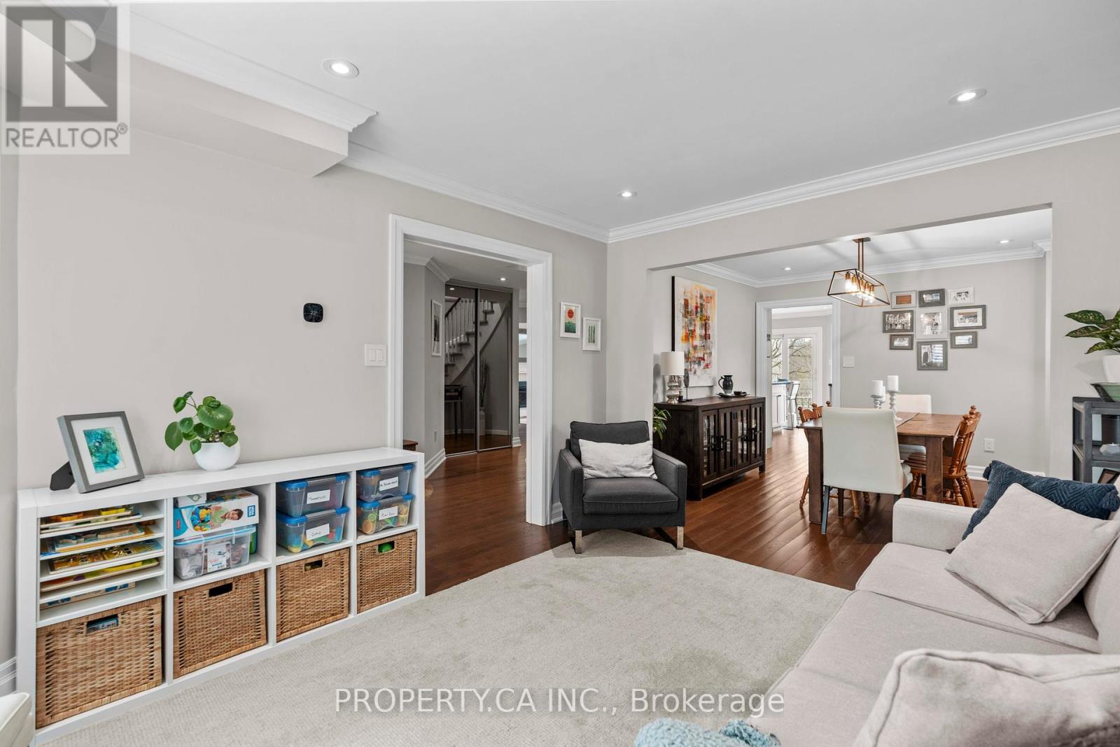 119 Triller Place, Oakville, Ontario  L6L 6J3 - Photo 7 - W12151413