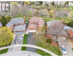 119 TRILLER PLACE, Oakville, Ontario