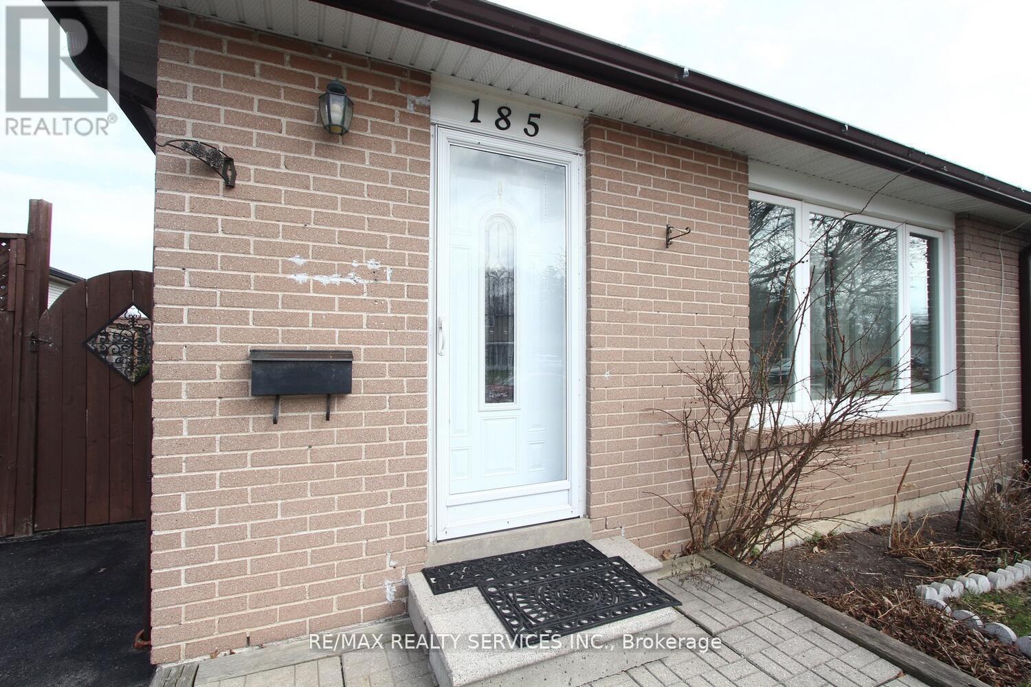 Property at 185 EARNSCLIFFE CIRCLE image 4