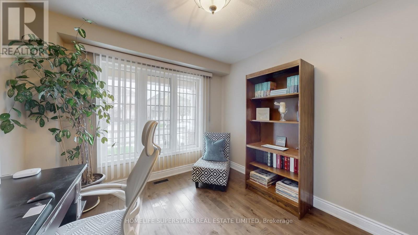 30 Hopecrest Place, Brampton (Sandringham-Wellington), Ontario  L6R 2T8 - Photo 16 - W12151471
