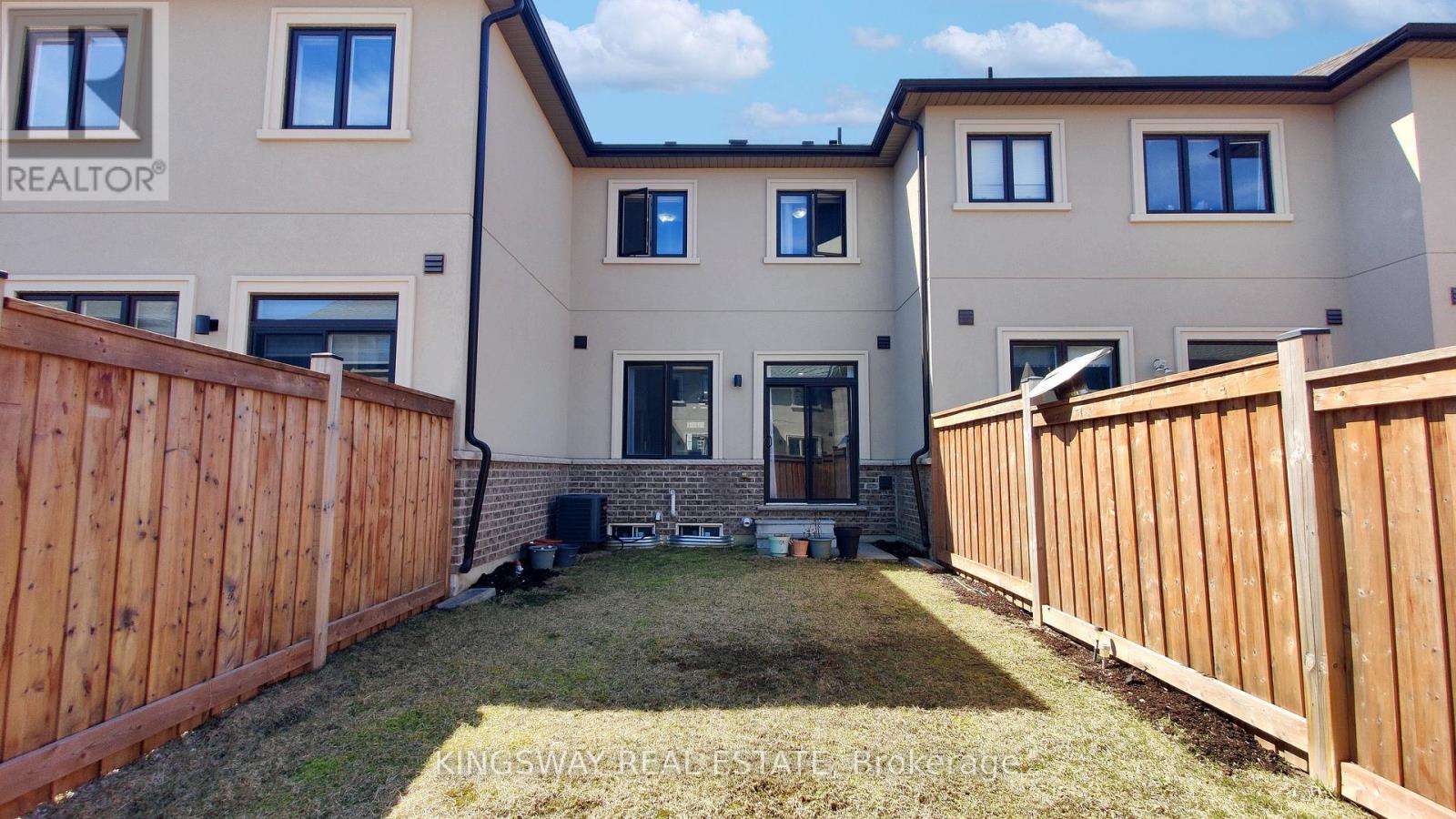 74 Doris Pawley Crescent, Caledon, Ontario  L7C 3M8 - Photo 30 - W12151507