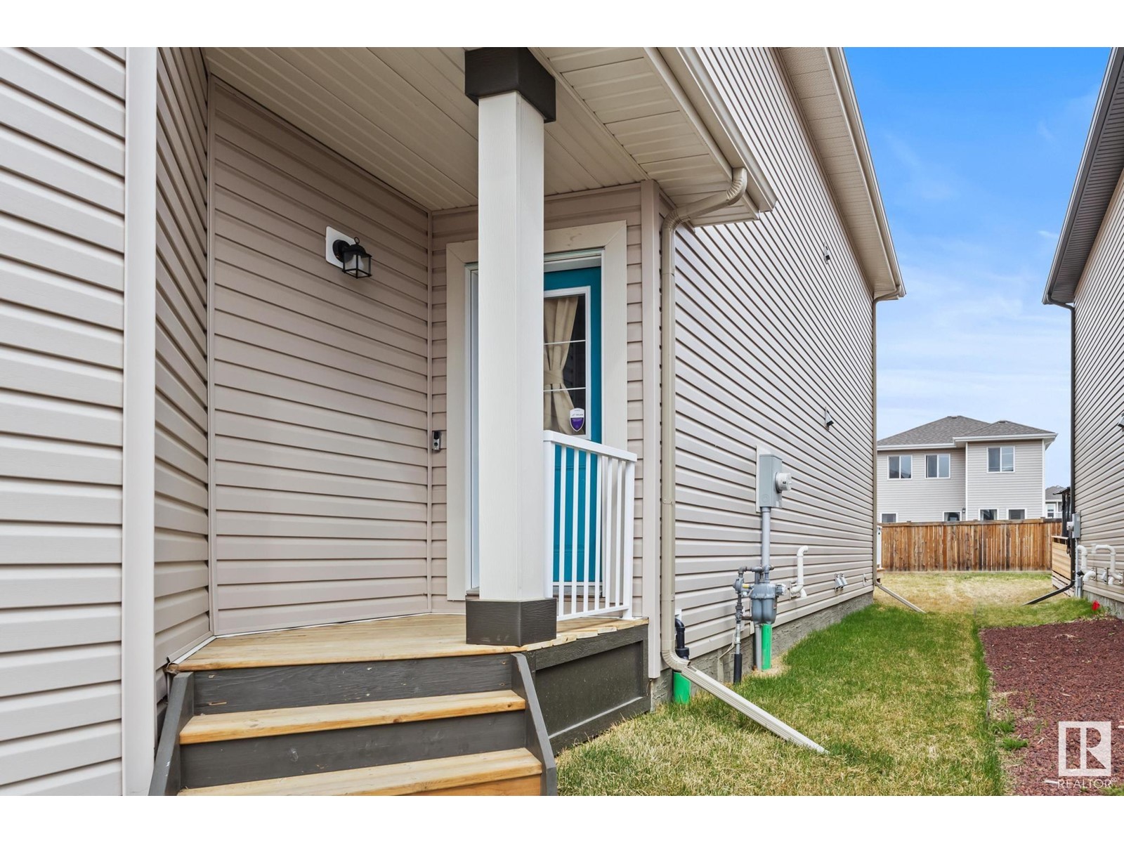1323 South Creek Li, Stony Plain, Alberta  T7Z 0K6 - Photo 2 - E4436666