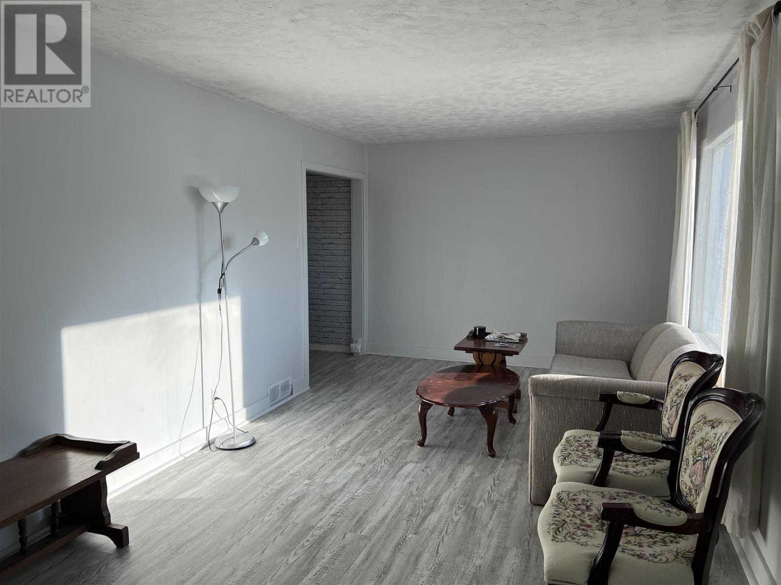77 Yawkey Ave, Marathon, Ontario  P0T 2E0 - Photo 3 - TB243771