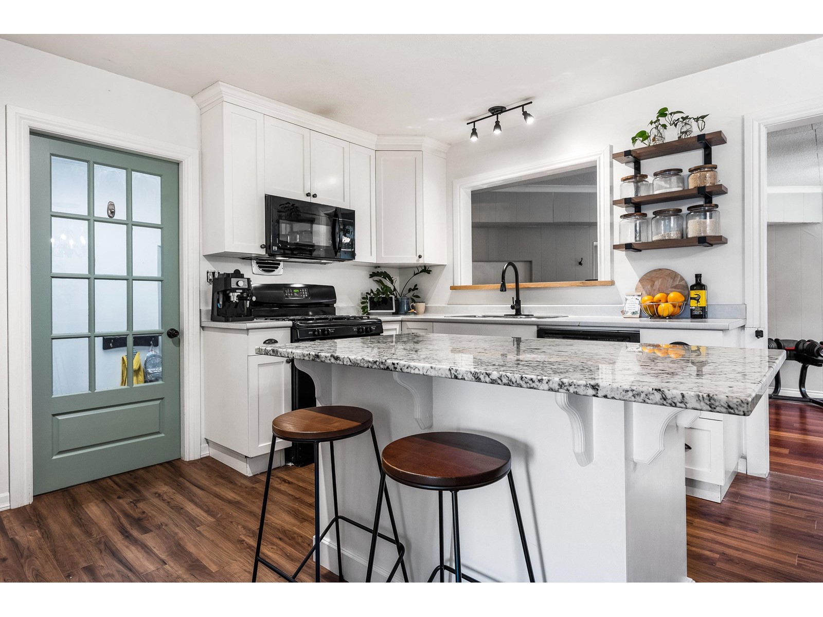 7194 Rochester Avenue, Sardis West Vedder, Chilliwack, British Columbia  V2R 2P3 - Photo 16 - R3003314