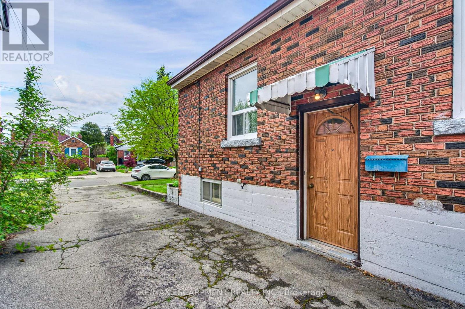 48 Woodbridge Road, Hamilton, Ontario  L8K 3C9 - Photo 33 - X12151477