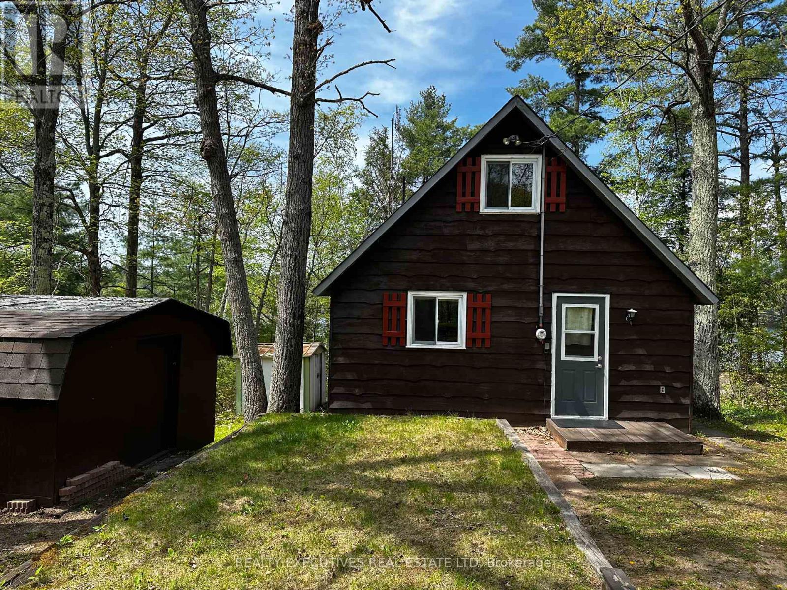 210 Birch Bay Lane S, Tay Valley, Ontario  K0H 2B0 - Photo 2 - X11933442