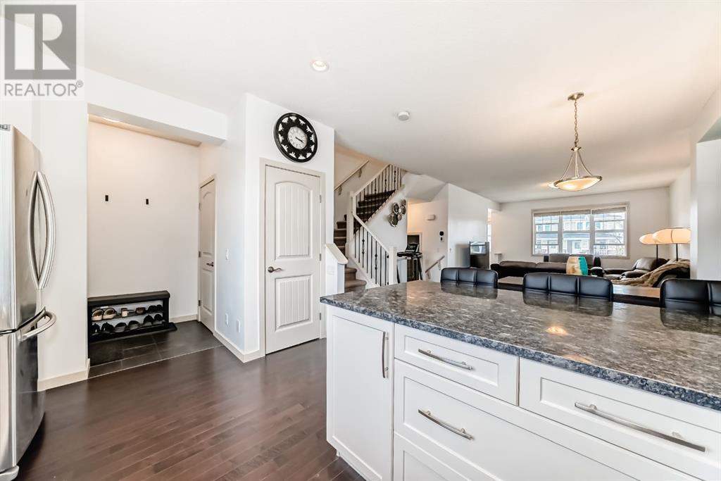 210 Redstone Drive Ne, Calgary, Alberta  T3N 0N3 - Photo 8 - A2217751