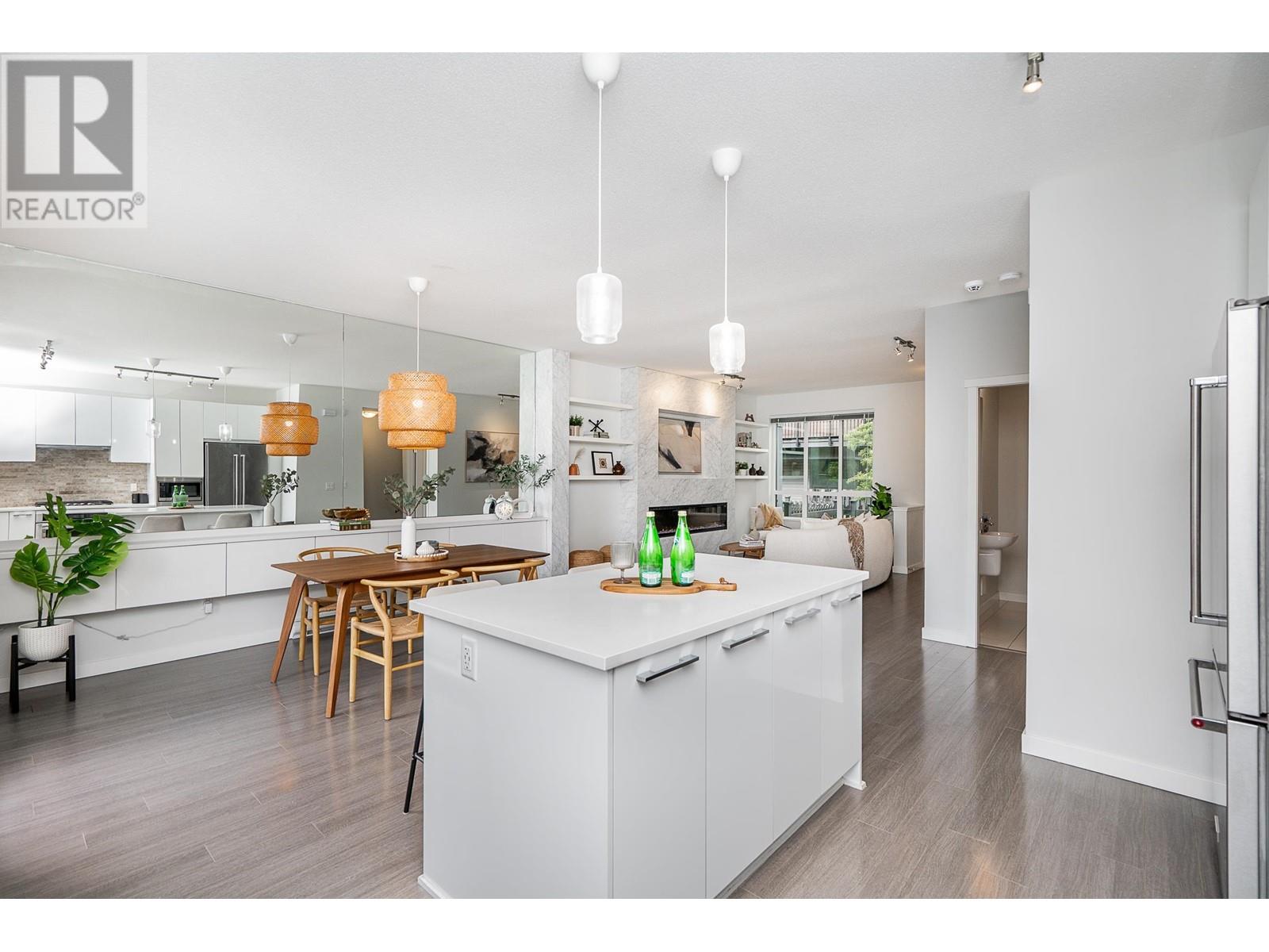 140 3500 Burke Village Promenade, Coquitlam, British Columbia  V3E 0N2 - Photo 10 - R3003300