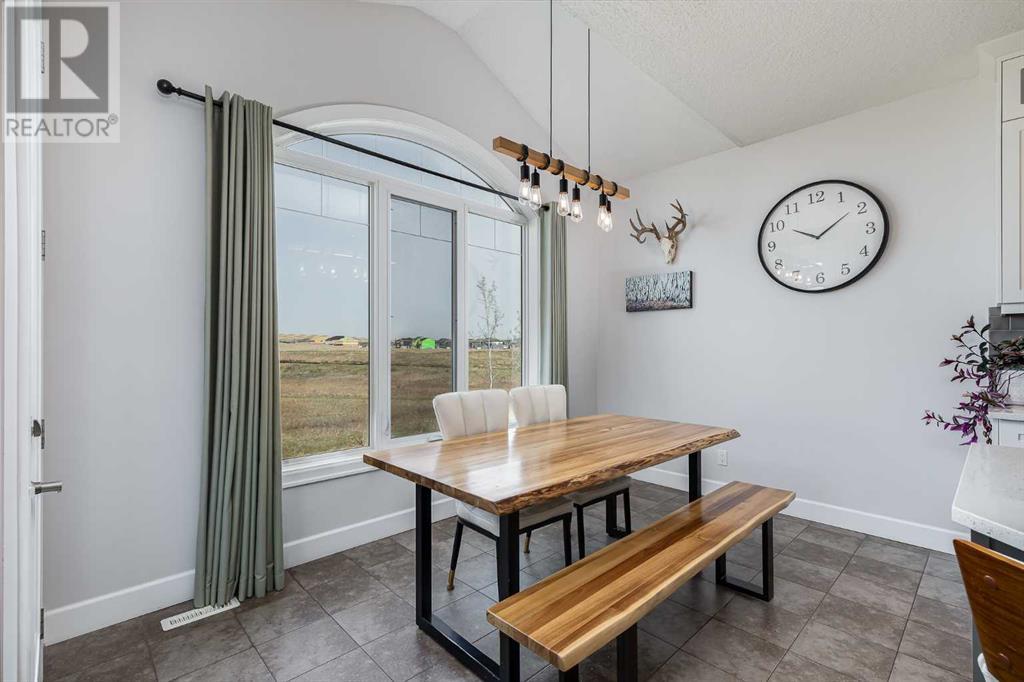 102 Windwood Grove Sw, Airdrie, Alberta  T4B 3S8 - Photo 20 - A2220418