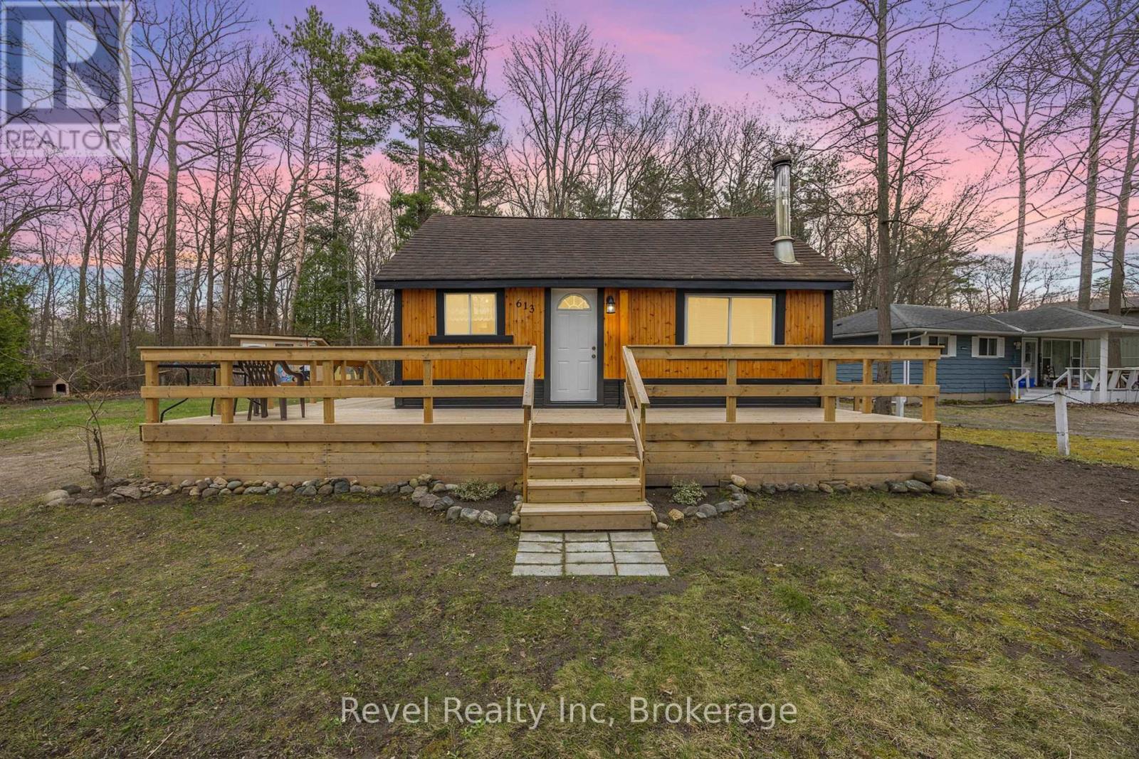 Property at 613 OXBOW PARK DRIVE image 1