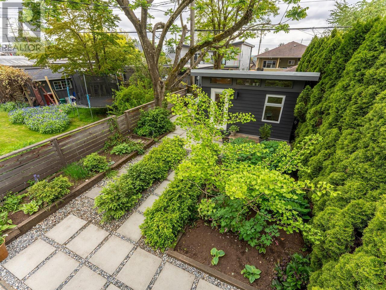 645 E 5th Street, North Vancouver, British Columbia  V7L 1M6 - Photo 22 - R3003329