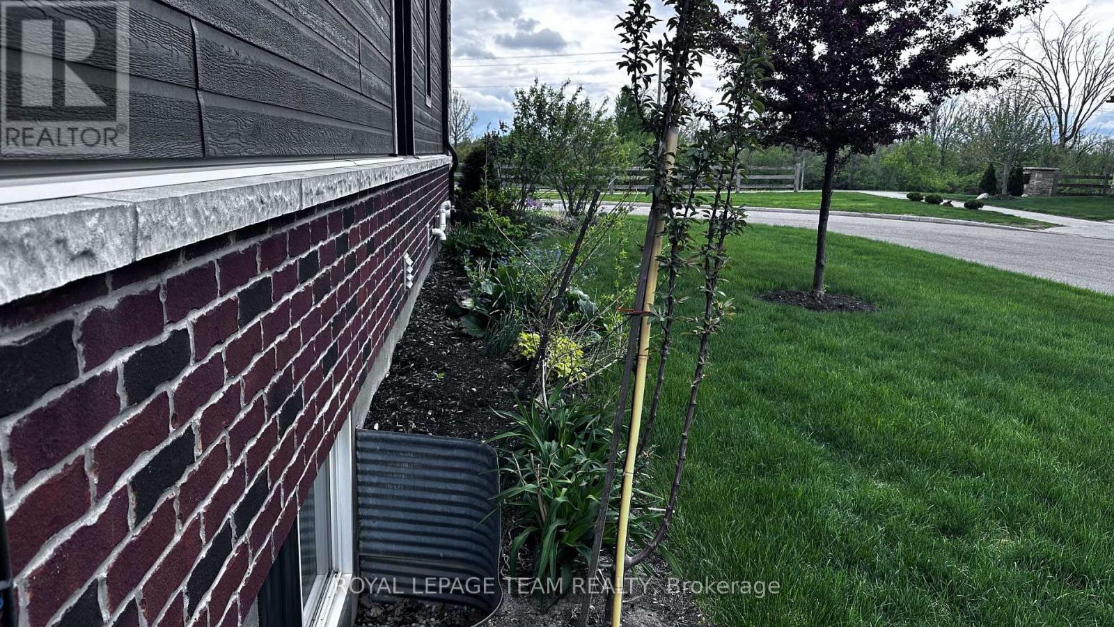 845 Percival Crescent, Ottawa, Ontario  K4M 0G3 - Photo 5 - X12034301