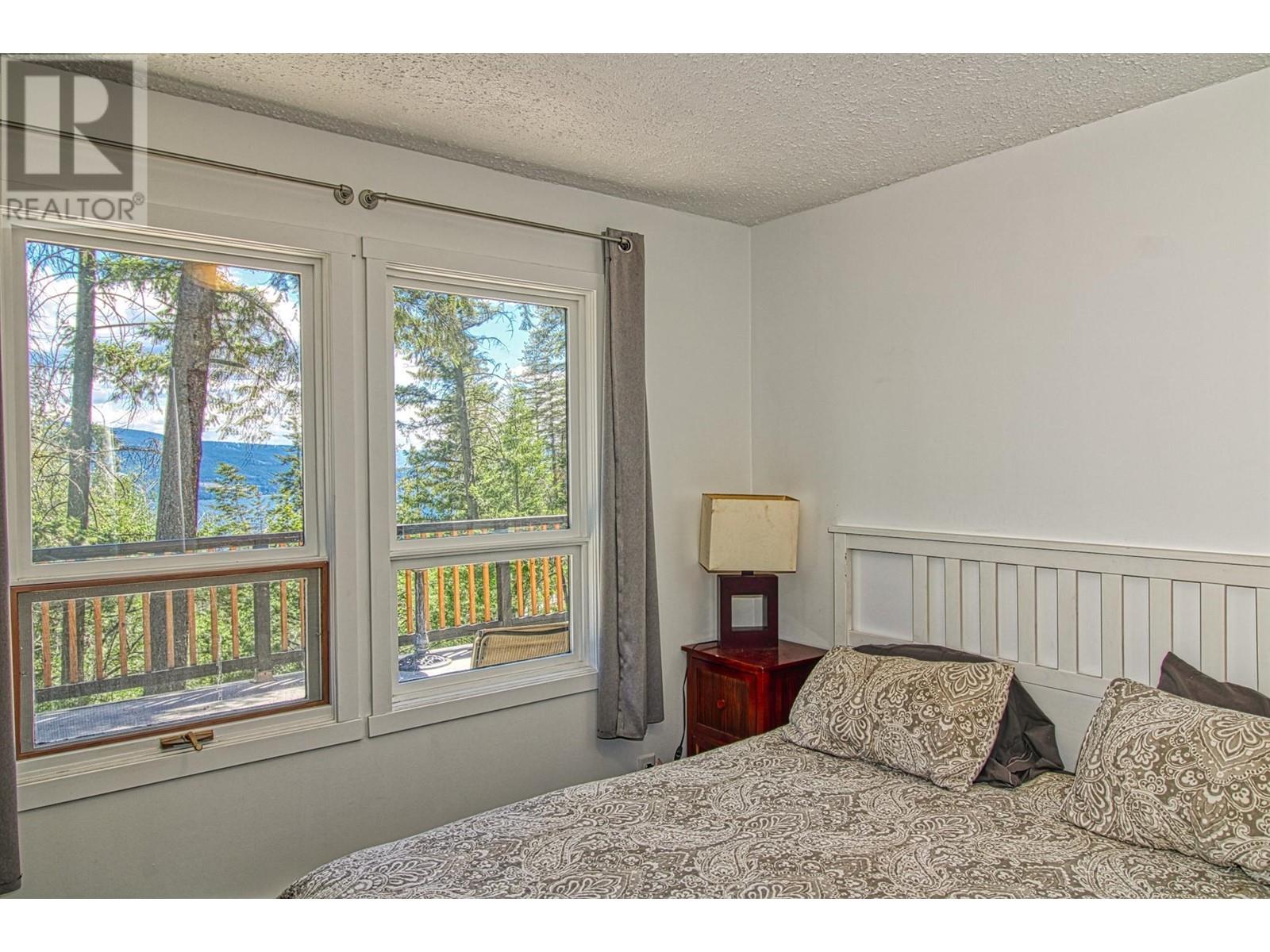 9580 Houghton Road, Vernon, British Columbia  V1H 2C9 - Photo 35 - 10348124