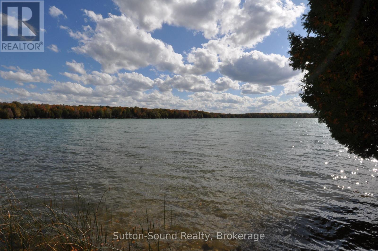 362534 Lindenwood Road, Georgian Bluffs, Ontario  N0H 2T0 - Photo 33 - X12151526