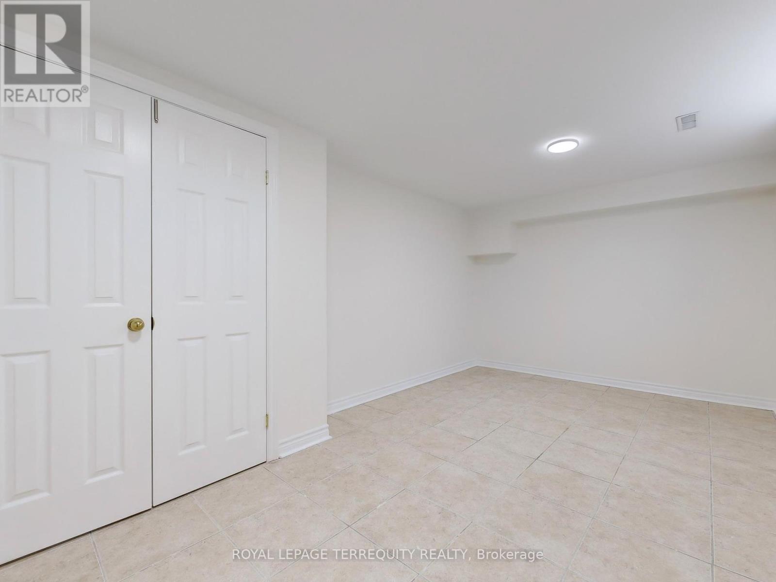 219 Dunview Avenue, Toronto, Ontario  M2N 4H9 - Photo 39 - C12132931