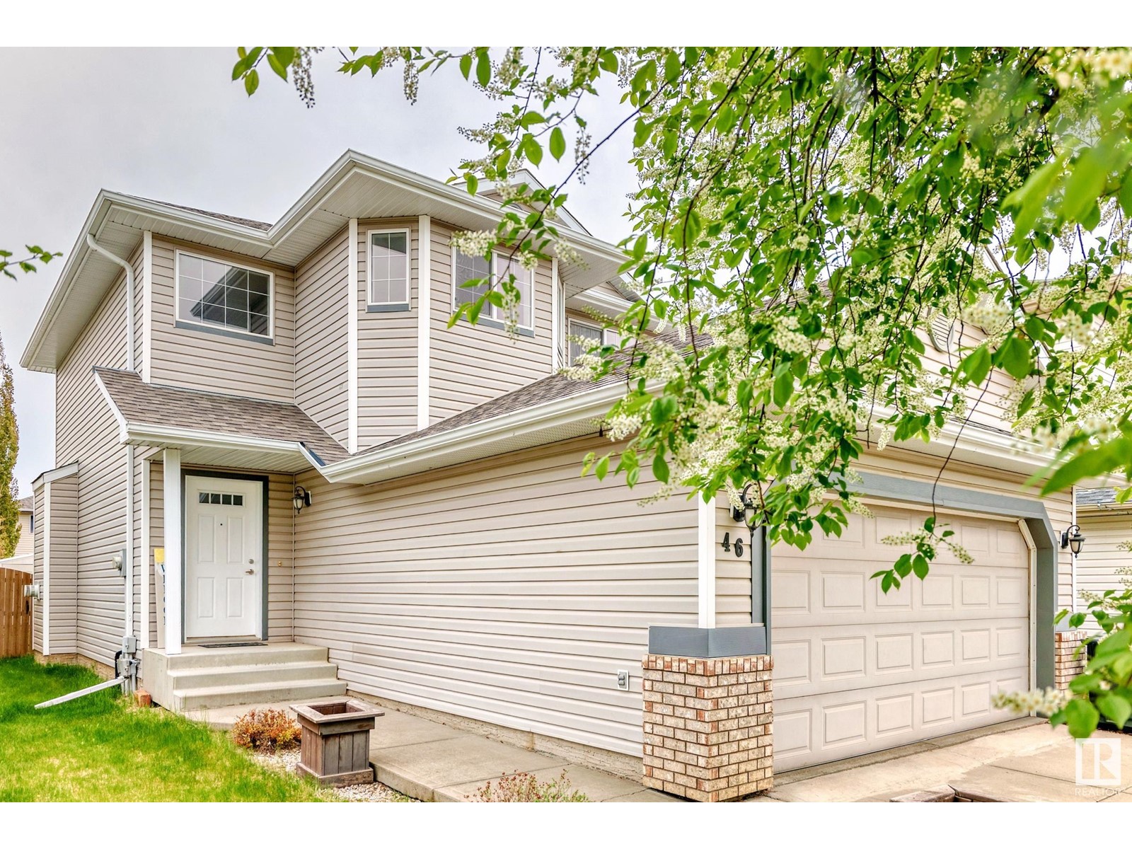 Property at 46 SPRUCE GROUSE CR image 2