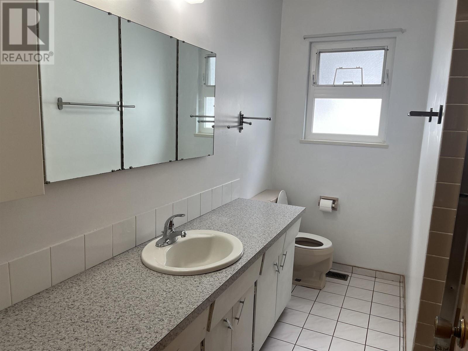 5125 Wales Street, Vancouver, British Columbia  V5R 3M5 - Photo 15 - R2982425