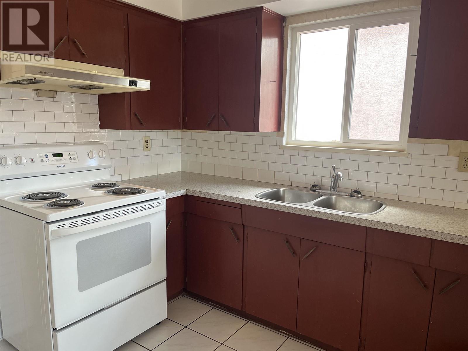 5125 Wales Street, Vancouver, British Columbia  V5R 3M5 - Photo 9 - R2982425
