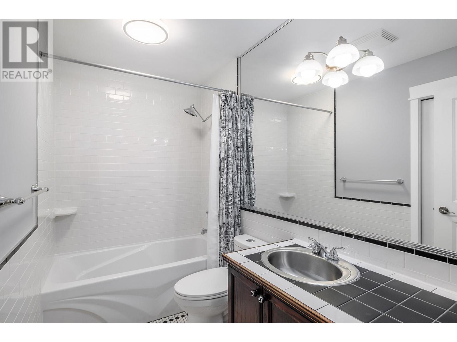 5296 Allenby Lane, Kelowna, British Columbia  V1W 4T8 - Photo 19 - 10348025