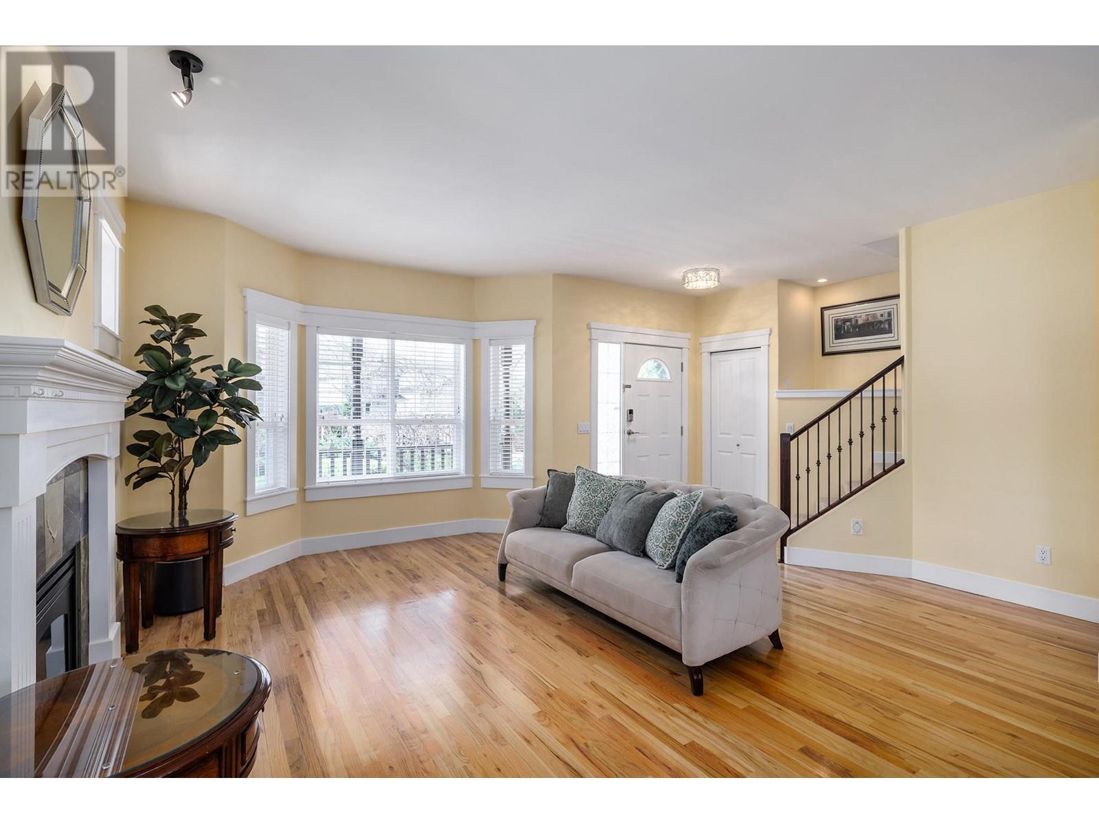5296 Allenby Lane, Kelowna, British Columbia  V1W 4T8 - Photo 5 - 10348025