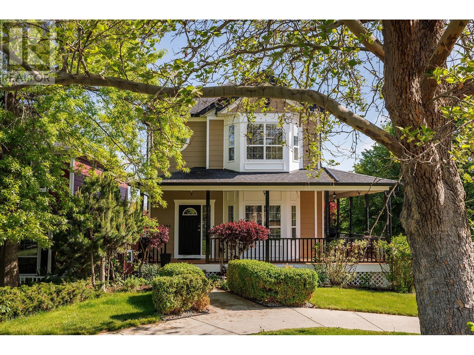 5296 Allenby Lane, Kelowna, British Columbia  V1W 4T8 - Photo 2 - 10348025