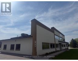 104 SCHNEIDER ROAD, Ottawa, Ontario