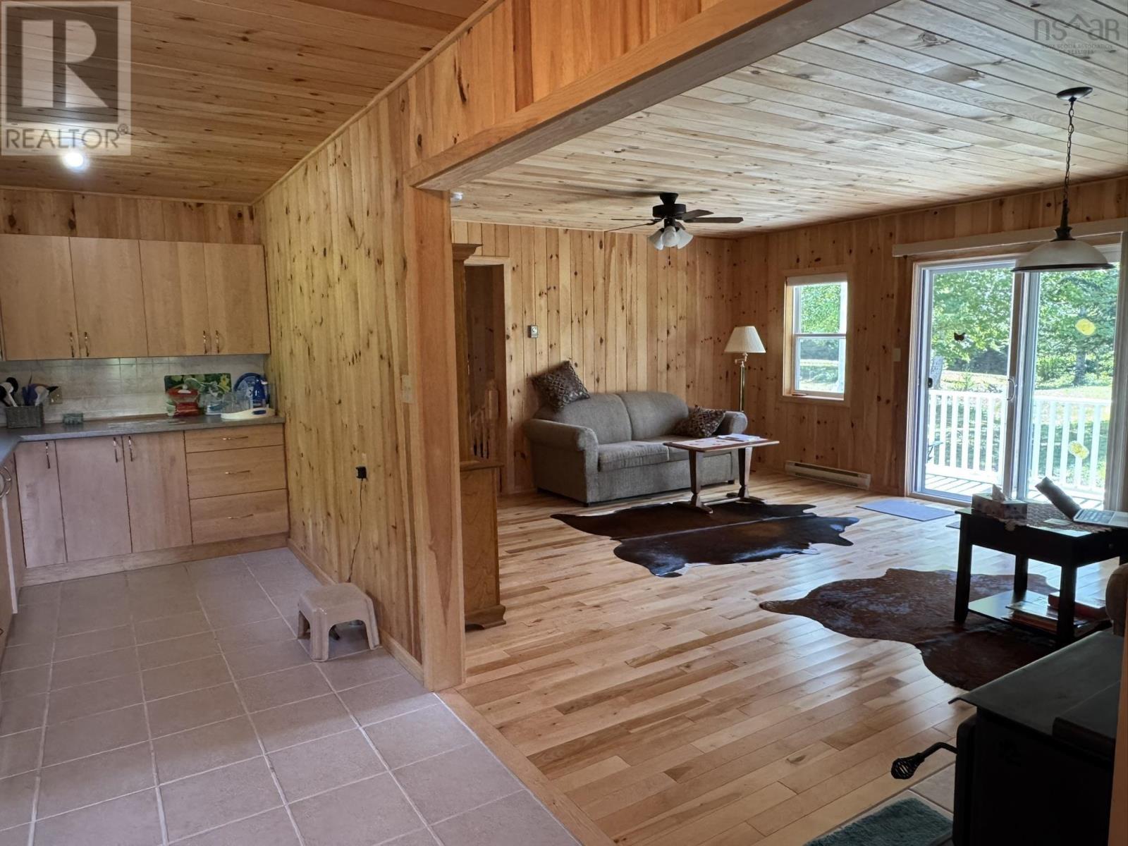 87 Somerset Drive, East Sable River, Nova Scotia  B0T 1V0 - Photo 10 - 202511180