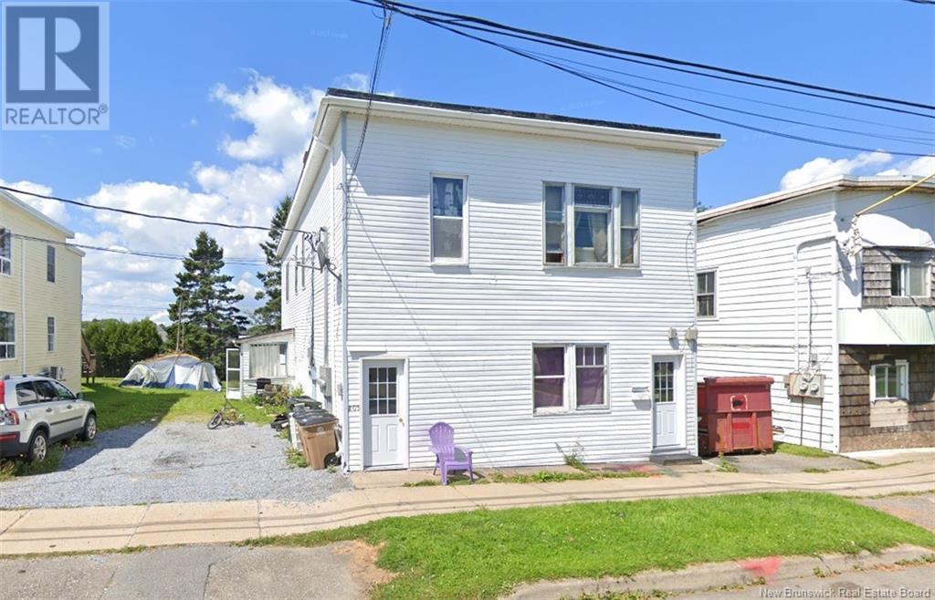 203 Queen Street W, Saint John, New Brunswick  E2M 2C7 - Photo 2 - NB118605