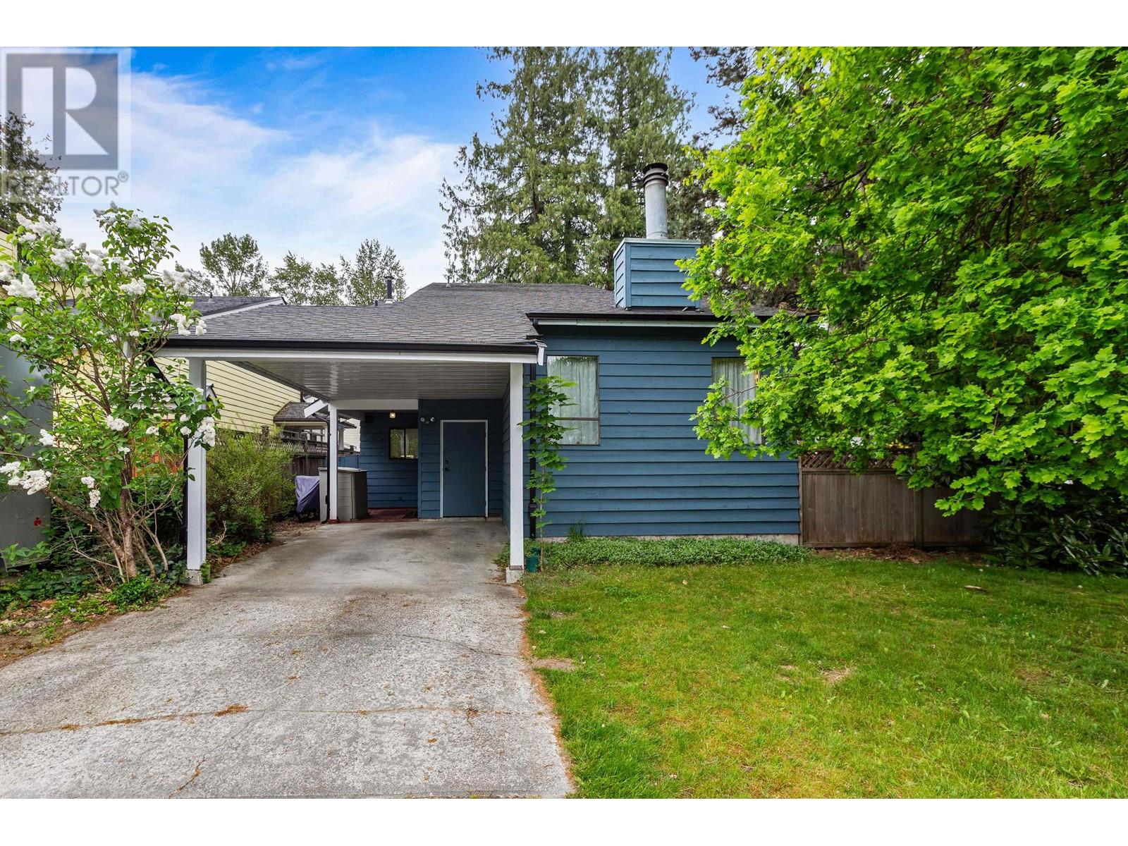 11764 N Wildwood Crescent, Pitt Meadows, British Columbia  V3Y 1L9 - Photo 2 - R3003262