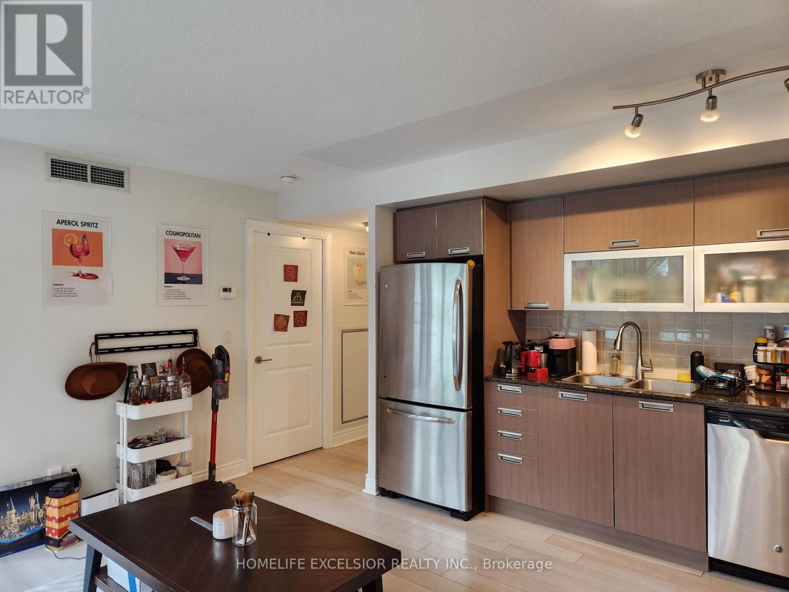 411 - 28 Ted Rogers Way, Toronto, Ontario  M4Y 2J4 - Photo 12 - C12151555