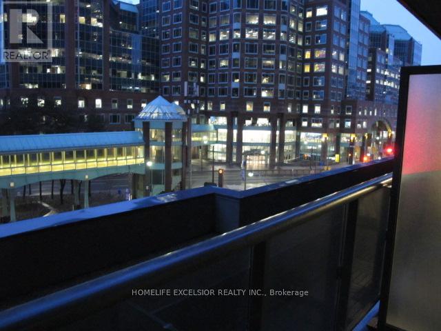 411 - 28 Ted Rogers Way, Toronto, Ontario  M4Y 2J4 - Photo 20 - C12151555